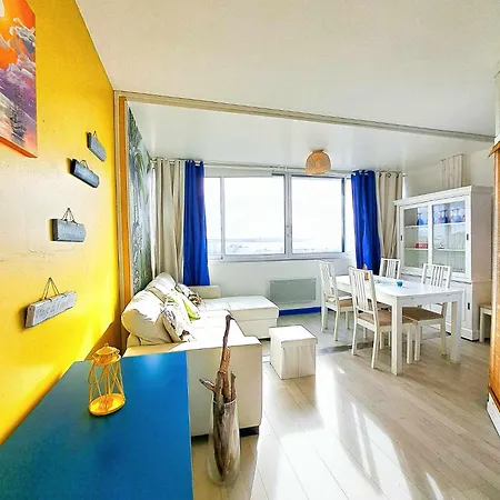Apartment L'escale - Vue Mer, Plage, Centre Ville, Ideal Pour Couple *